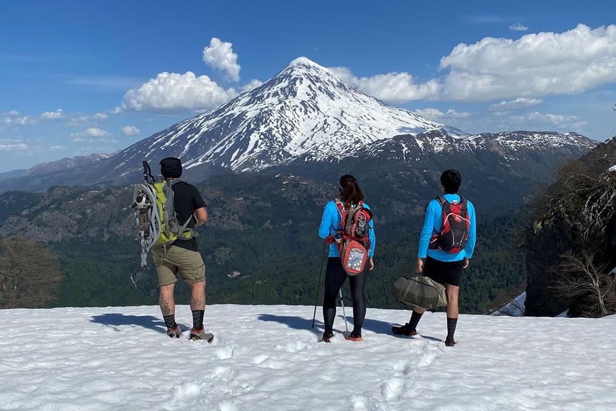 Villarrica Traverse landscape